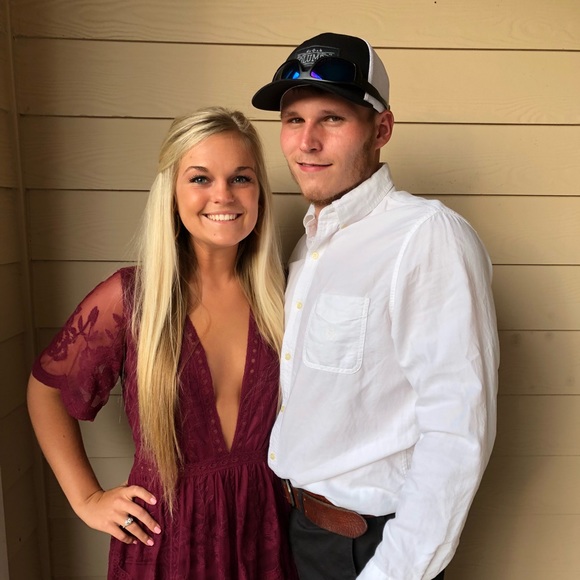 Meet your Posher, Elane - Picture 1 of 1